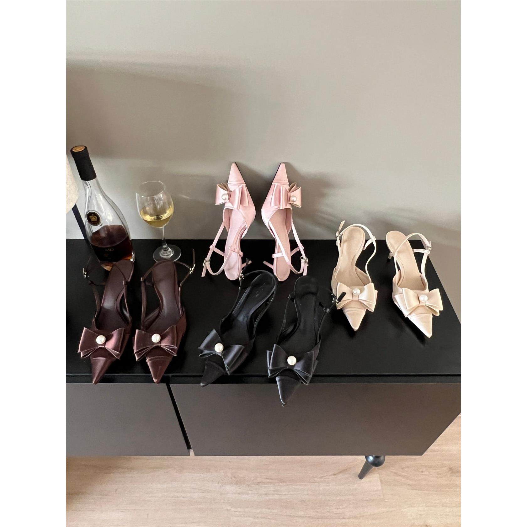 A·MI 韩版珍珠蝴蝶结高跟鞋女2026年春季新款尖头一字带包头凉鞋