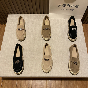 2024春秋新款设计感金属扣平跟乐福鞋女百搭复古磨砂真皮渔夫单鞋