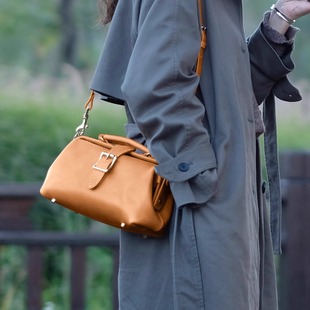 横款 LINEAR手提医生包口金包真皮斜挎包 TANGENT 女包 切線派