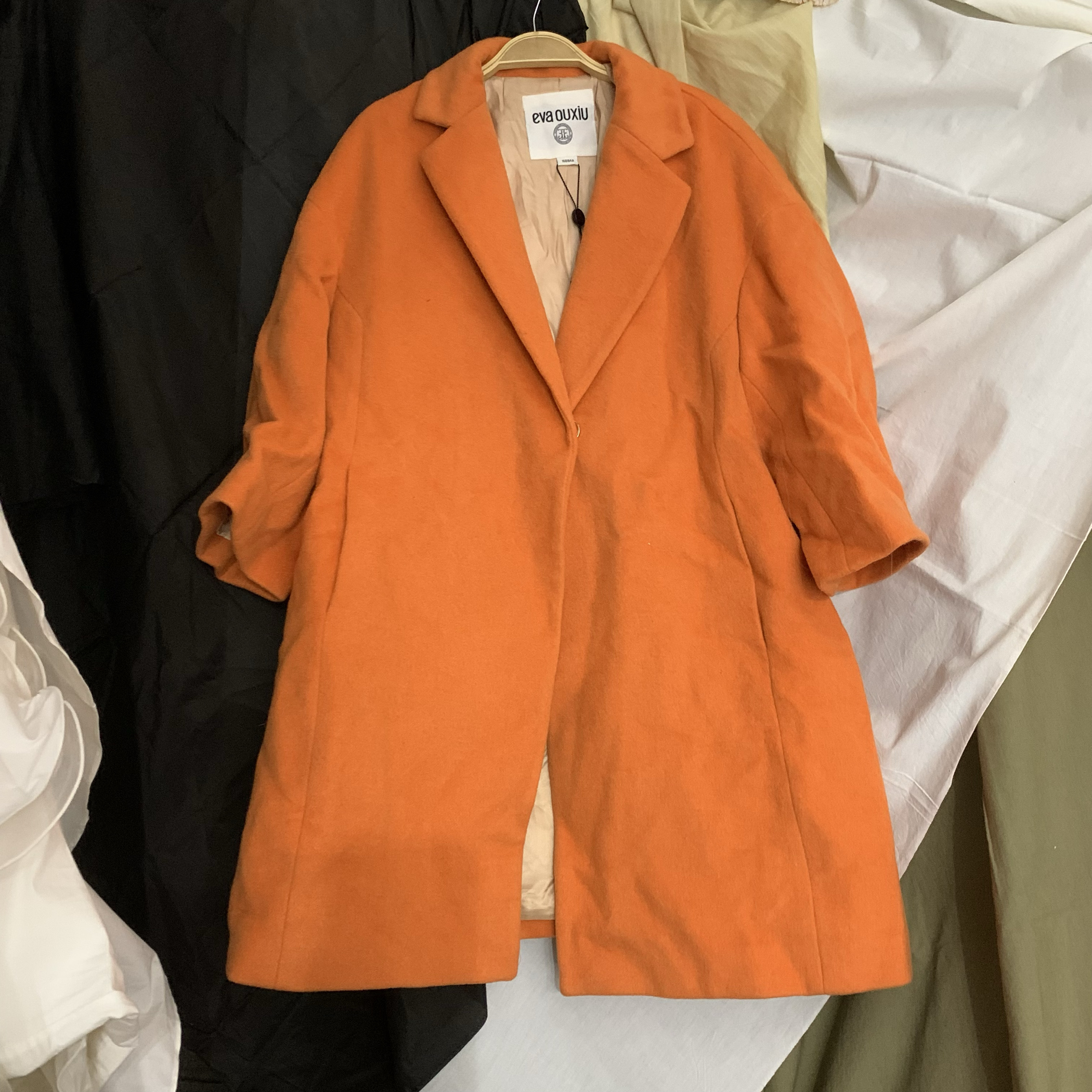 伊华欧秀欧秀大衣女2024冬季新款厚毛呢羊绒大衣中长款外套c001