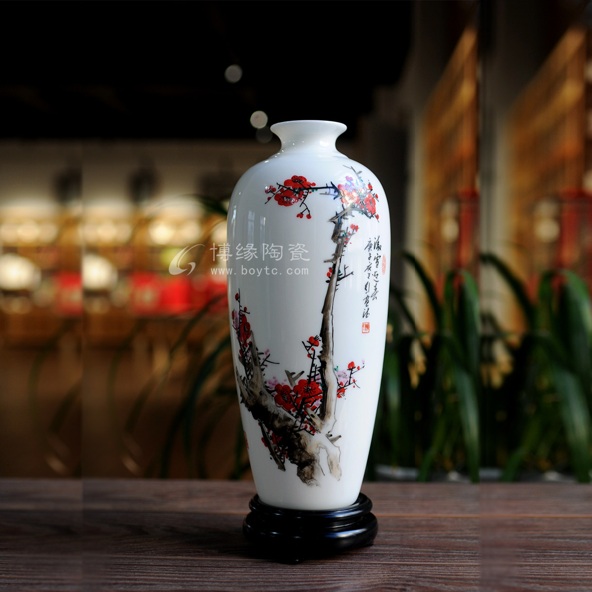 陈行一德化白瓷手绘梅花羊脂玉瓷花瓶家居办公室客厅玄关陶瓷摆件