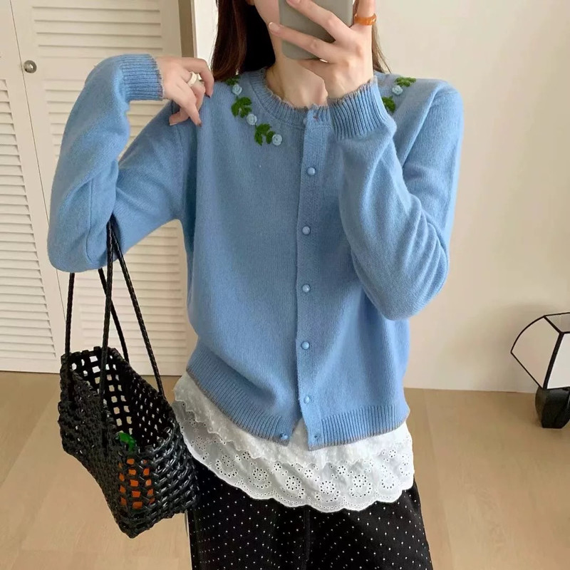 5530韩版钩花拼色圆领长袖毛衣秋冬季新款女装羊毛减龄淑女针织衫