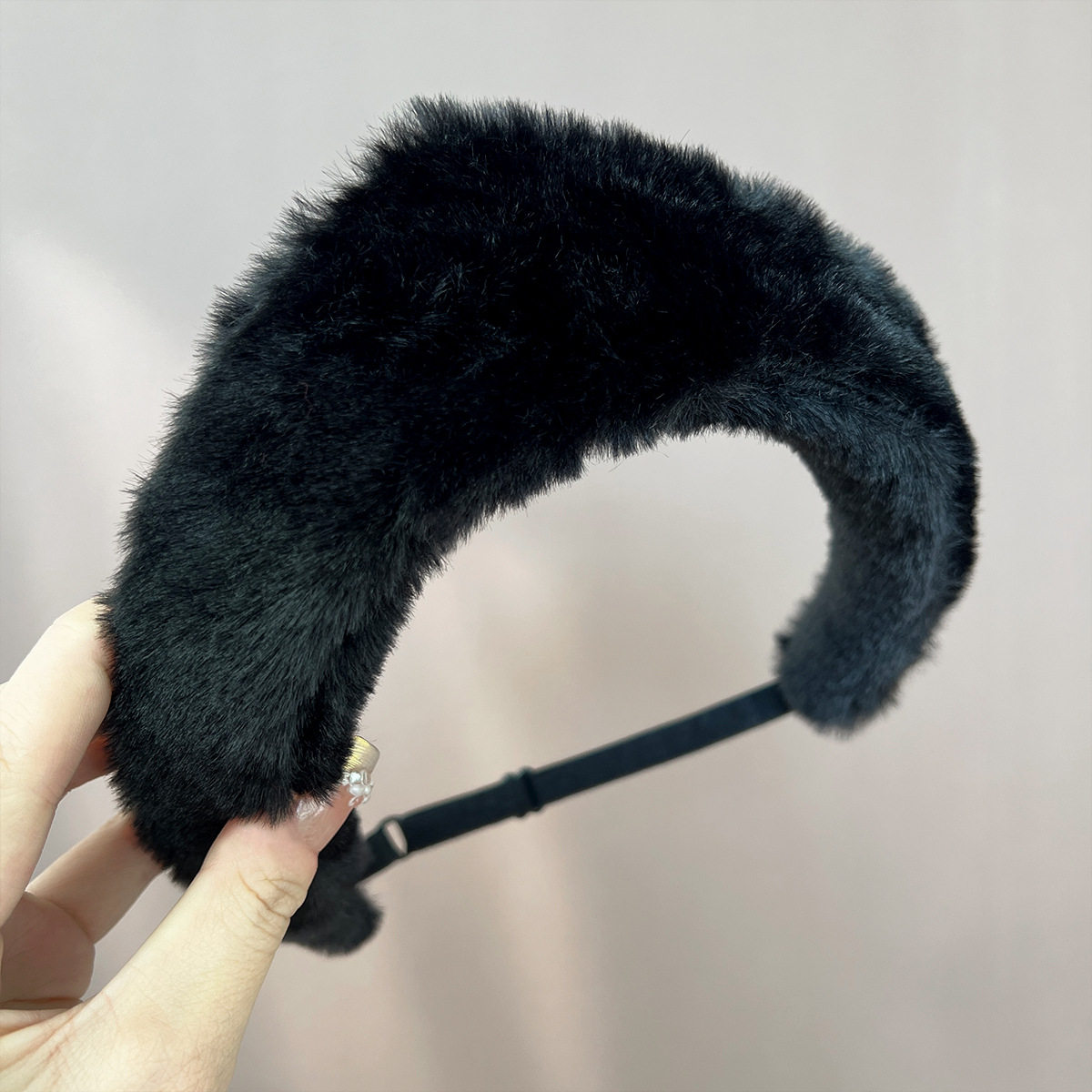 冬季欧洲站新品高品质毛绒发箍女高颅顶毛毛皇冠发卡头箍