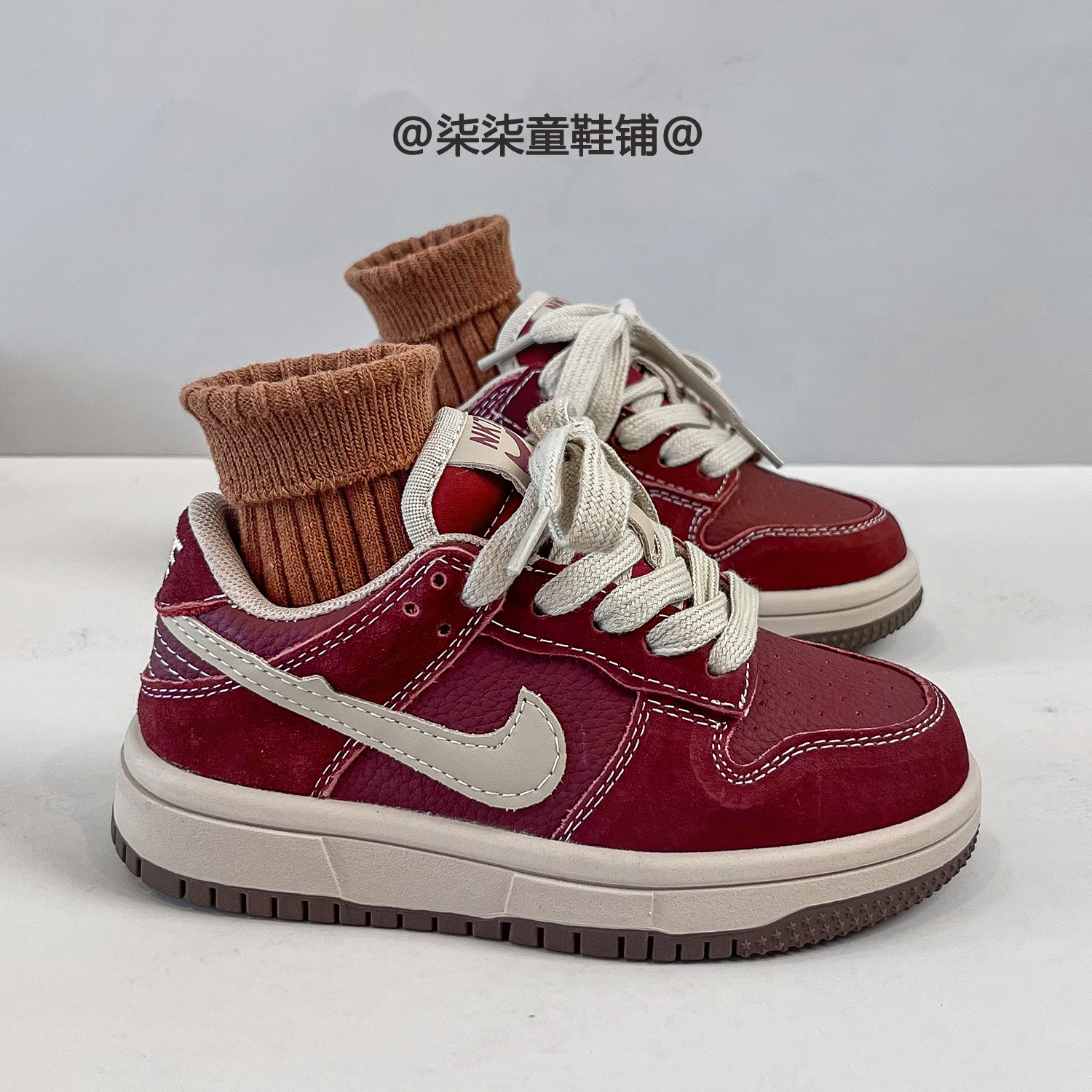 小二推荐官网儿童休闲运动鞋板鞋