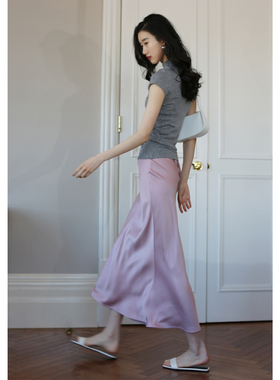 无有无印时髦粉紫亮面醋酸45度斜裁长款显瘦半身裙25031