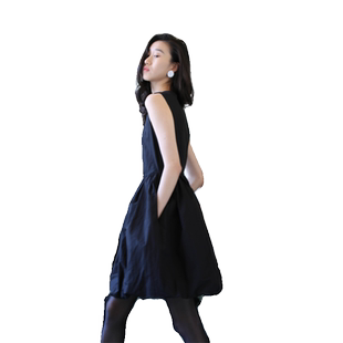 无有无印黑色棉质圆领无袖短款收腰显瘦花苞连衣裙24152