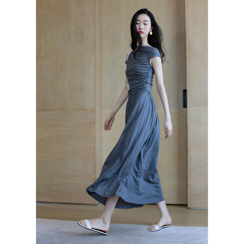 无有无印通勤大摆裙斜领