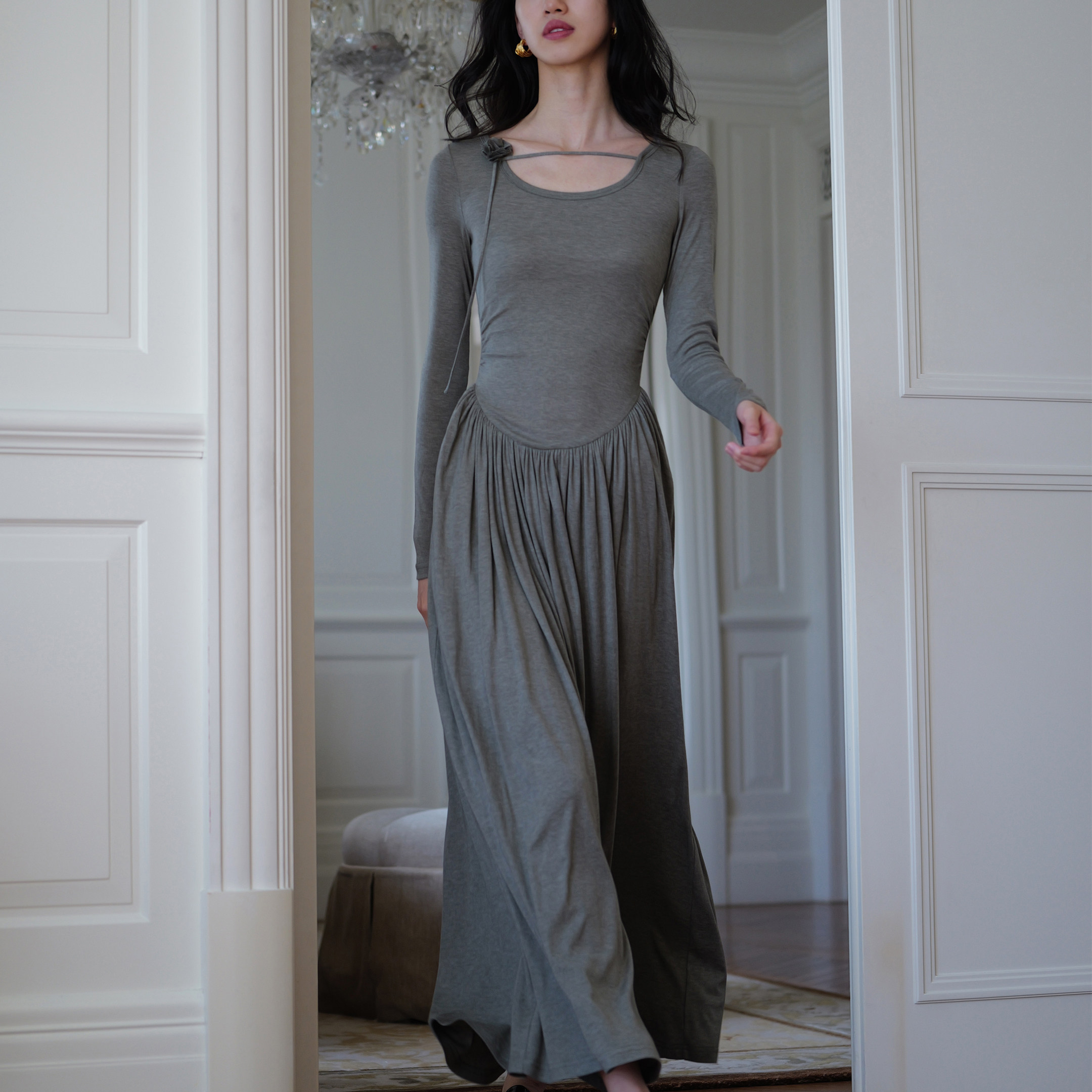 无有无印灰绿色长款修身U型领长袖显瘦大摆针织连衣裙M25134,女装/女士精品,连衣裙,淘宝优惠券,粉丝福利购,淘宝优惠卷