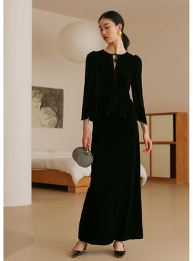 无有无印黑色丝绒系结修身显瘦九分袖上衣24309