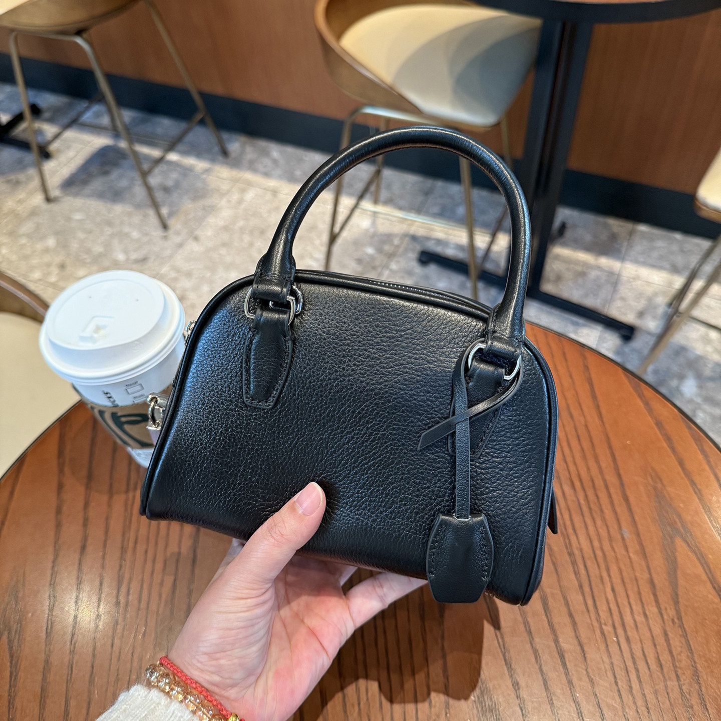 手提包高级感洋气保龄球包包头层牛皮枕头包韩版软皮单肩斜挎包女,箱包皮具/热销女包/男包,波士顿包,淘宝优惠券,粉丝福利购,淘宝优惠卷