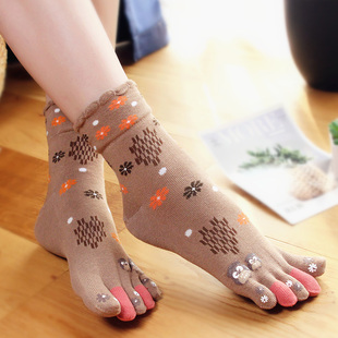 4双新款纯棉五指袜舒适不勒脚纯棉女中筒分脚趾全棉吸汗松口袜子