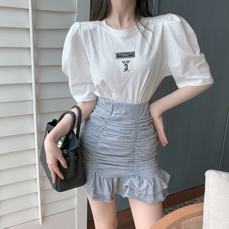 Real price solid color thin bubble sleeve T-shirt + pleated fishtail skirt