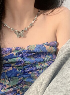 复古港风珍珠蝴蝶吊坠项链女小众设计感高级锁骨链ins潮嘻哈配饰