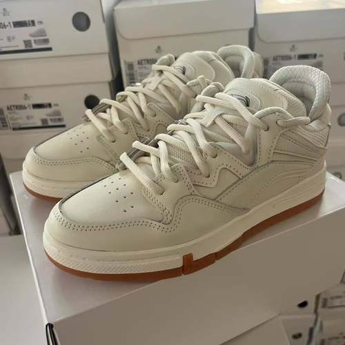 LiNing/李宁 惟吾Pro 防滑减震 低帮板鞋 女款 纯白AETR006-1