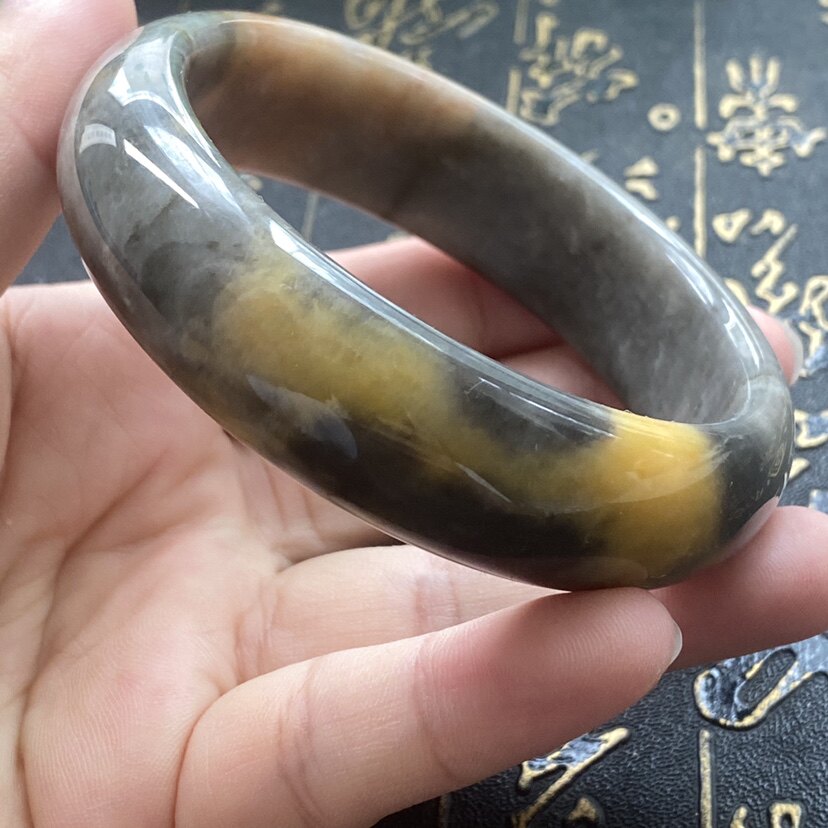 包邮金丝玉手镯乌尔禾宝石光新疆彩玉纯天然地表籽料玉镯女59mm
