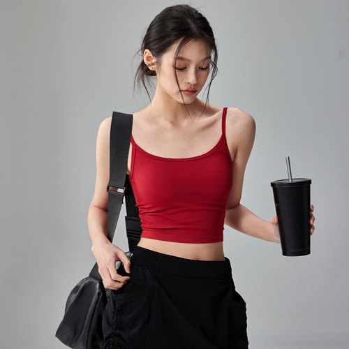 健身女孩美背细带一体式运动内衣