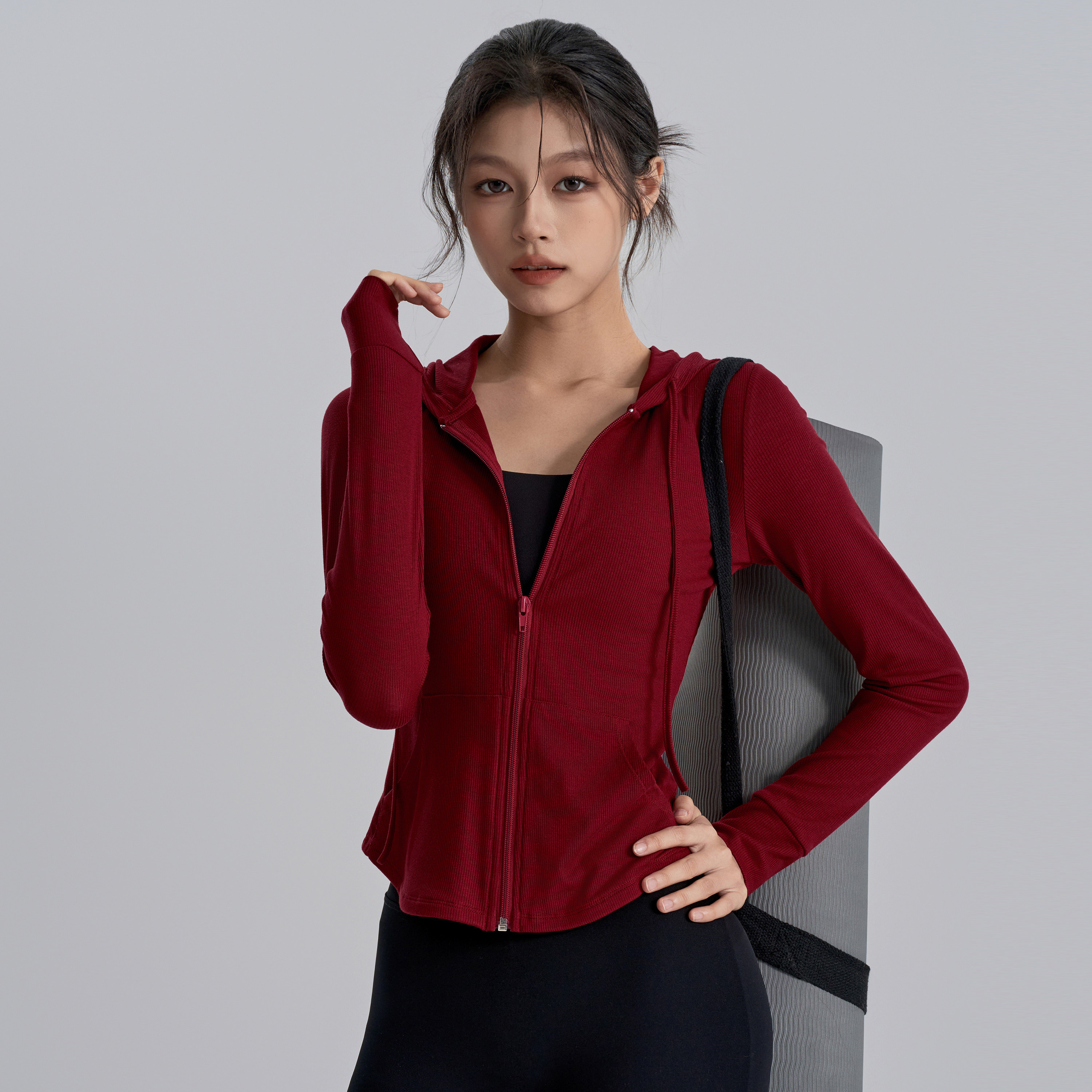 健身女孩连帽瑜伽服外套修身显瘦高级跑步普拉提运动上衣2026新款