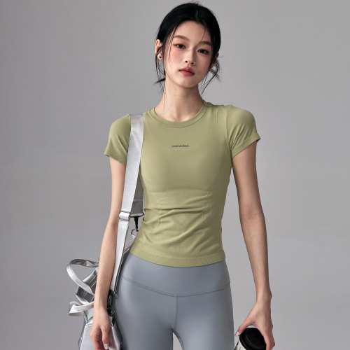 健身女孩弹力显瘦休闲瑜伽服短袖