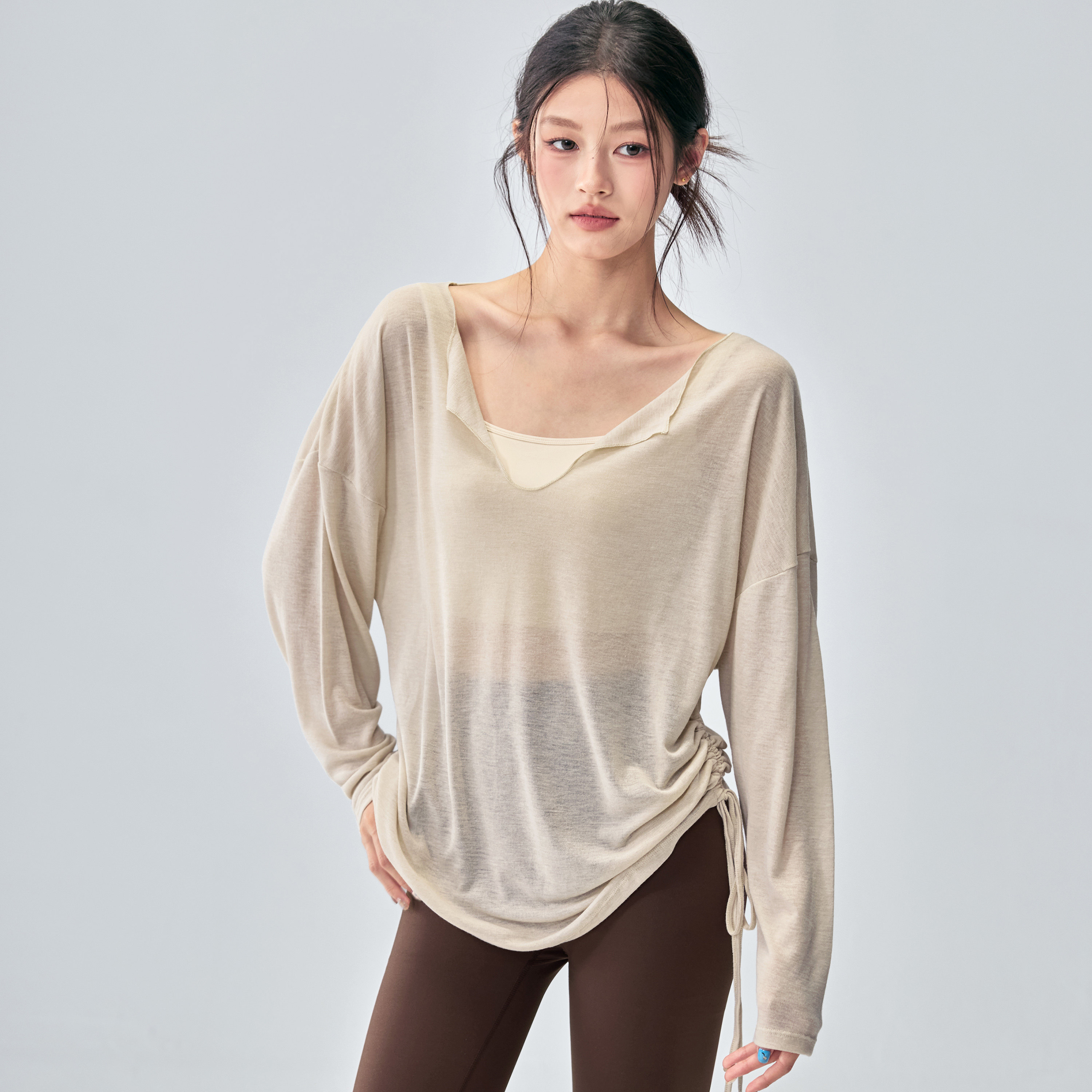 健身女孩宽松瑜伽服上衣休闲显瘦运动罩衫V领透气普拉提训练长袖