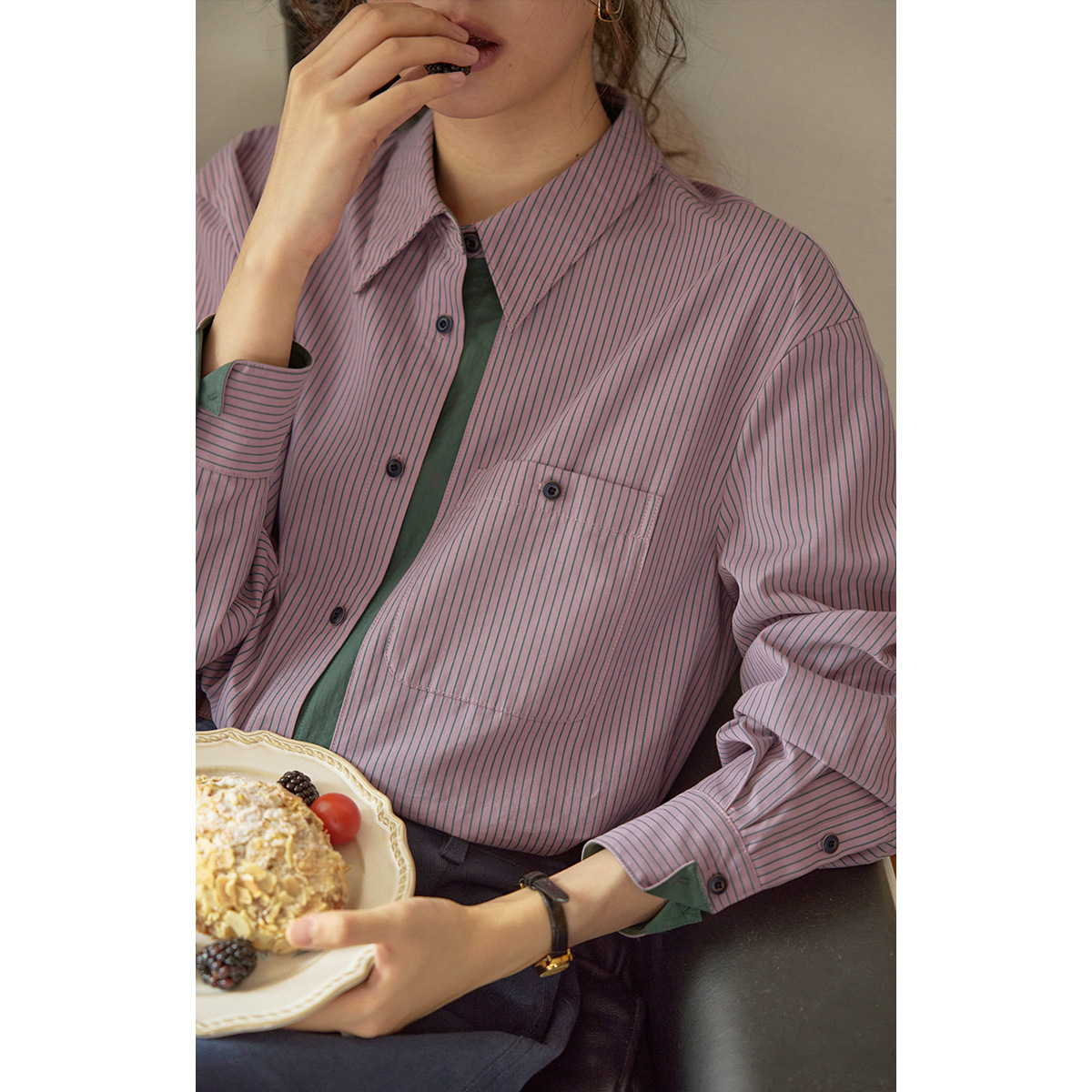 法式复古撞色竖条纹衬衫女秋季