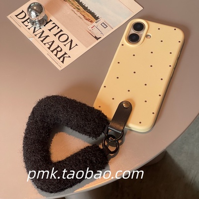 少女奶油黄波点黑软壳手腕带16promax适用苹果17promax手机壳13pro便携毛绒绒手腕带15全包14保护套