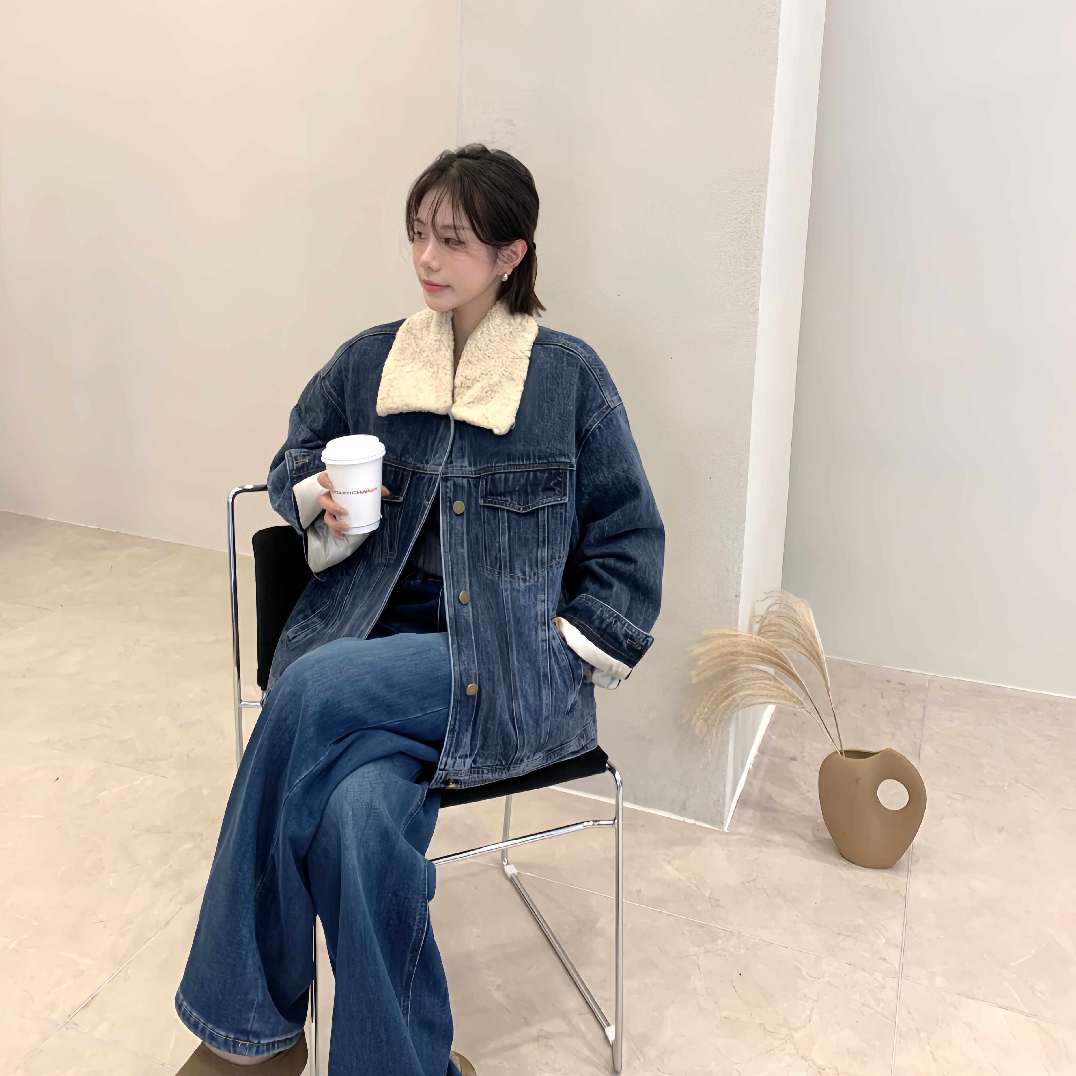 复古风撞色翻领牛仔夹克外套女