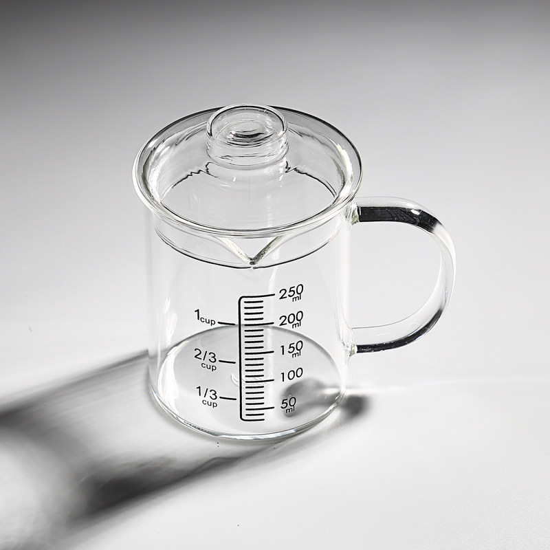 怡佳耐热玻璃量杯儿童牛奶杯高温杯子带刻度微波炉量水杯带盖