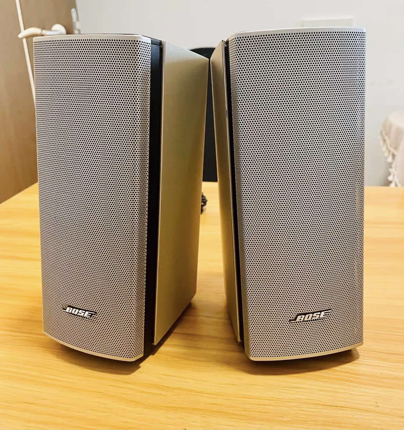 博士C20Bose Companion 20 不开机破音偏音调节音量忽大忽小问题