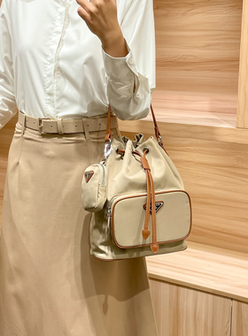 PIAOLUN女包小众设计水桶包高级感抽绳束口包单肩斜挎包2026新款