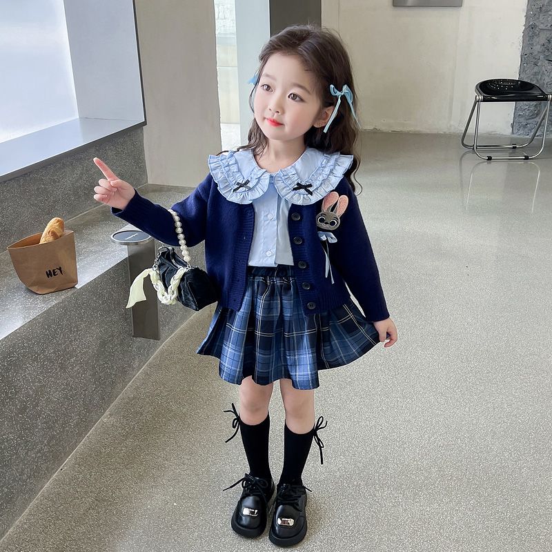 女童套装春秋装宝宝兔子警官JK裙子三件套儿童娃娃领衬衫毛衣短裙