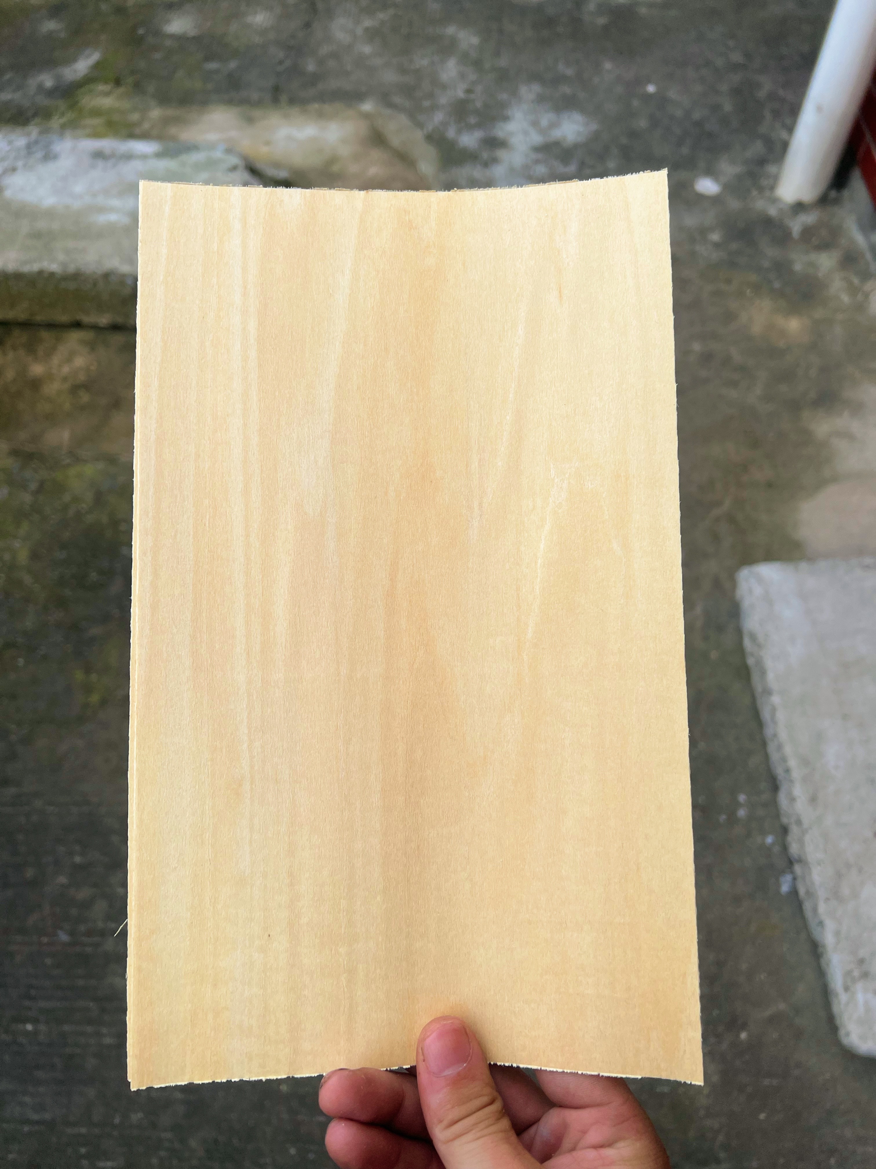 椴木面材力材 乒乓球拍专用木皮 厚度0.6mm-1.0mm 尺寸28cm*17cm