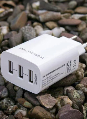 Ravpower 3口总输出6A USB 2.4A快充插头手机多口充电器