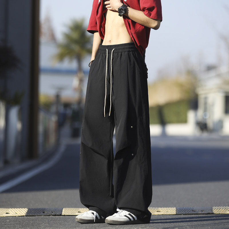 春夏季新款高街铆钉褶皱休闲裤男潮流宽松直筒伞兵裤2819特P45，男装休闲裤，电商B203-1