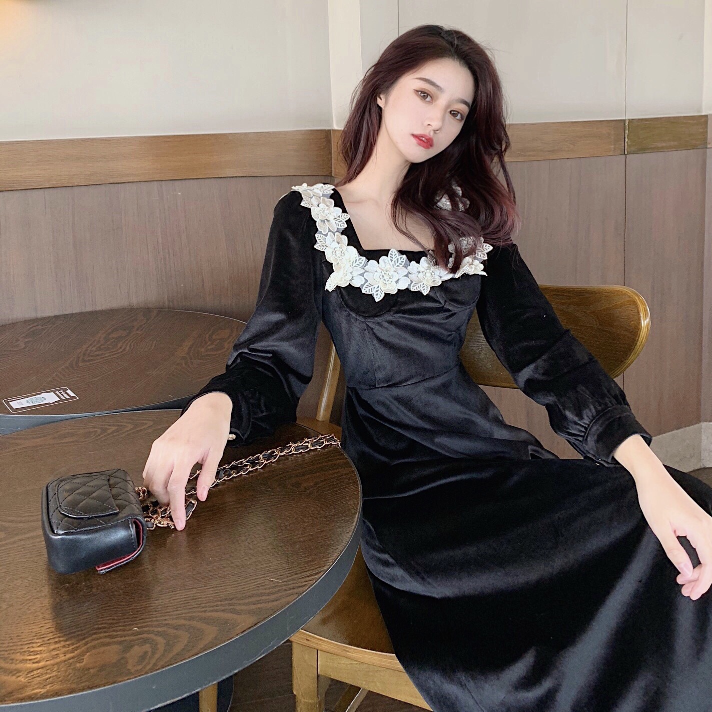 Real price three dimensional Decal high-grade velvet dress