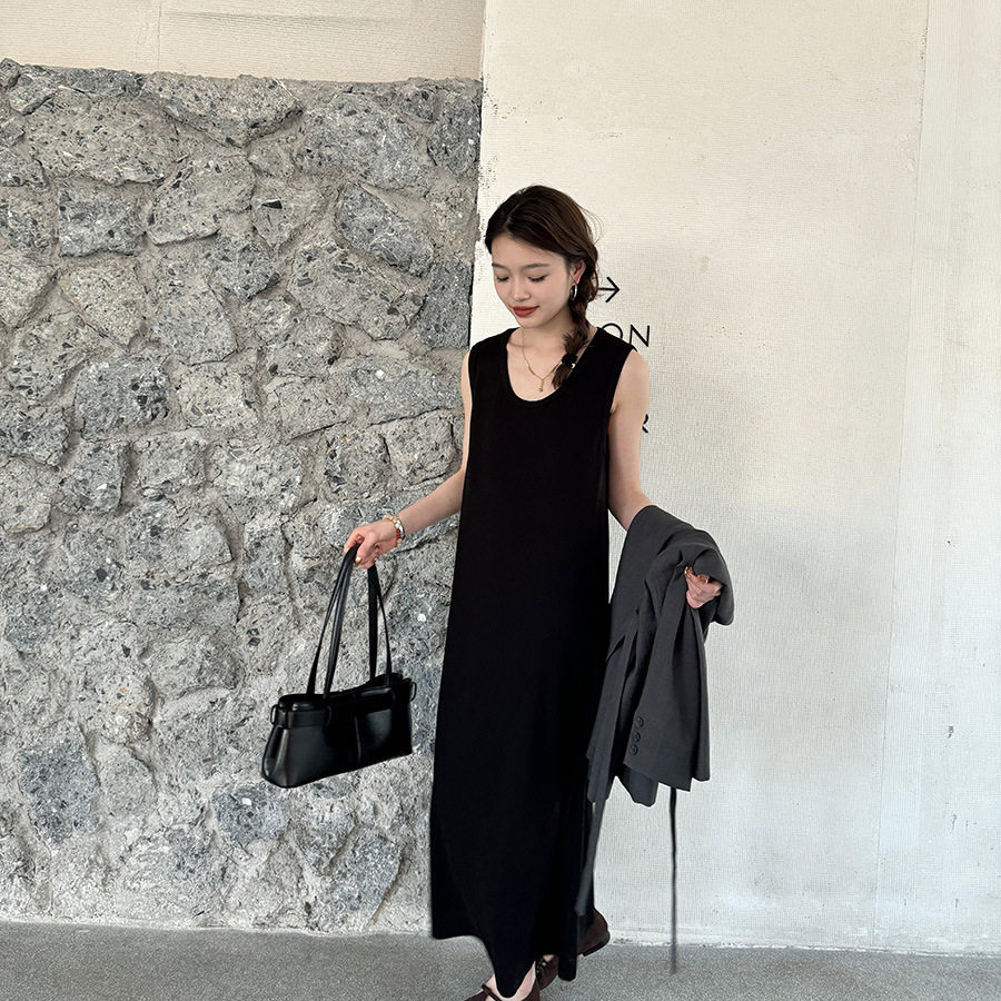 NN 春夏新款背后小细节刺绣背心长裙女2026韩系简约舒适裙子