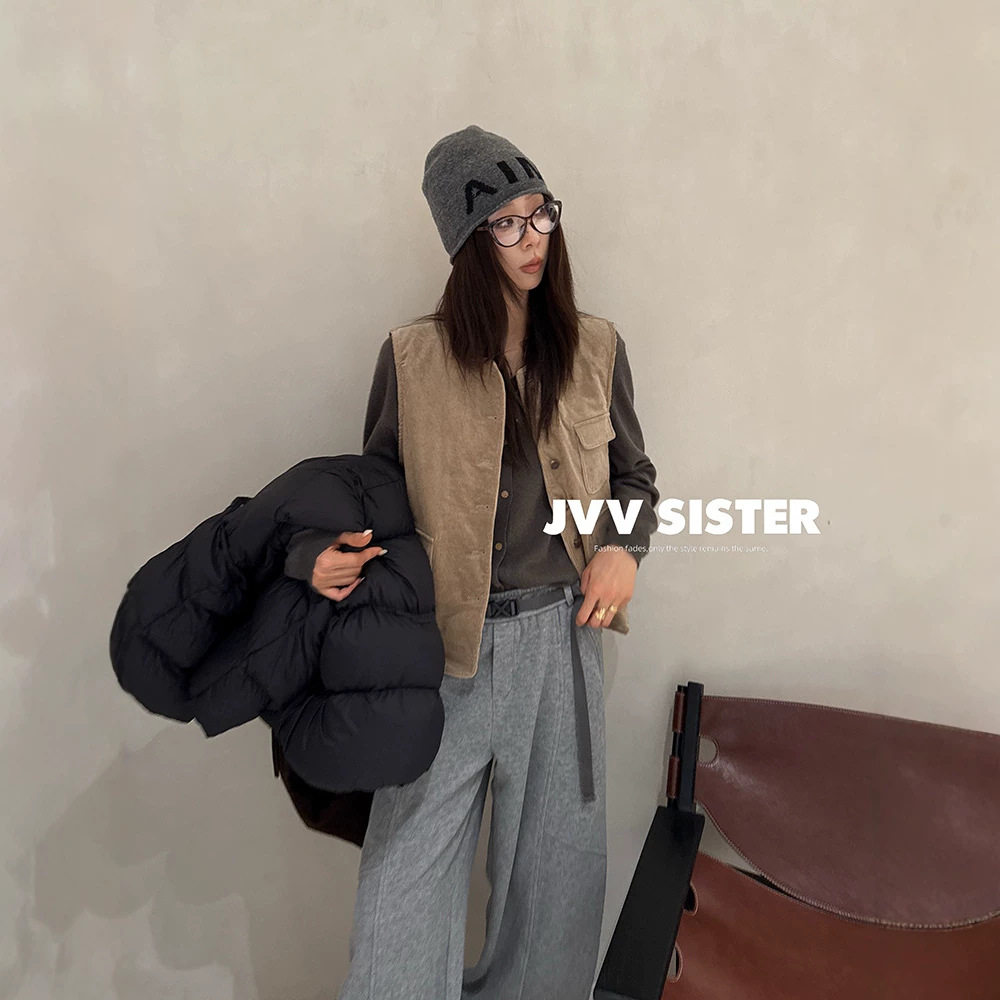 JVV十三行2026冬季新款复古灯芯绒马甲休闲叠穿无袖外套女潮91389