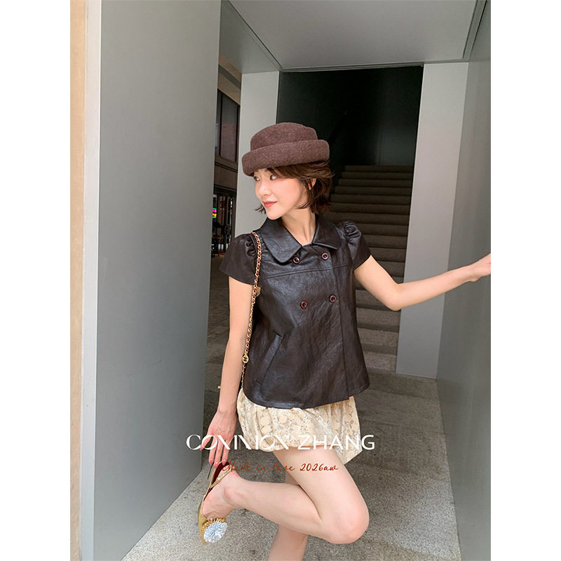 攸吉CZ ZHANG美式复古皮衣女装秋季新款韩系娃娃领短袖小衫C33105