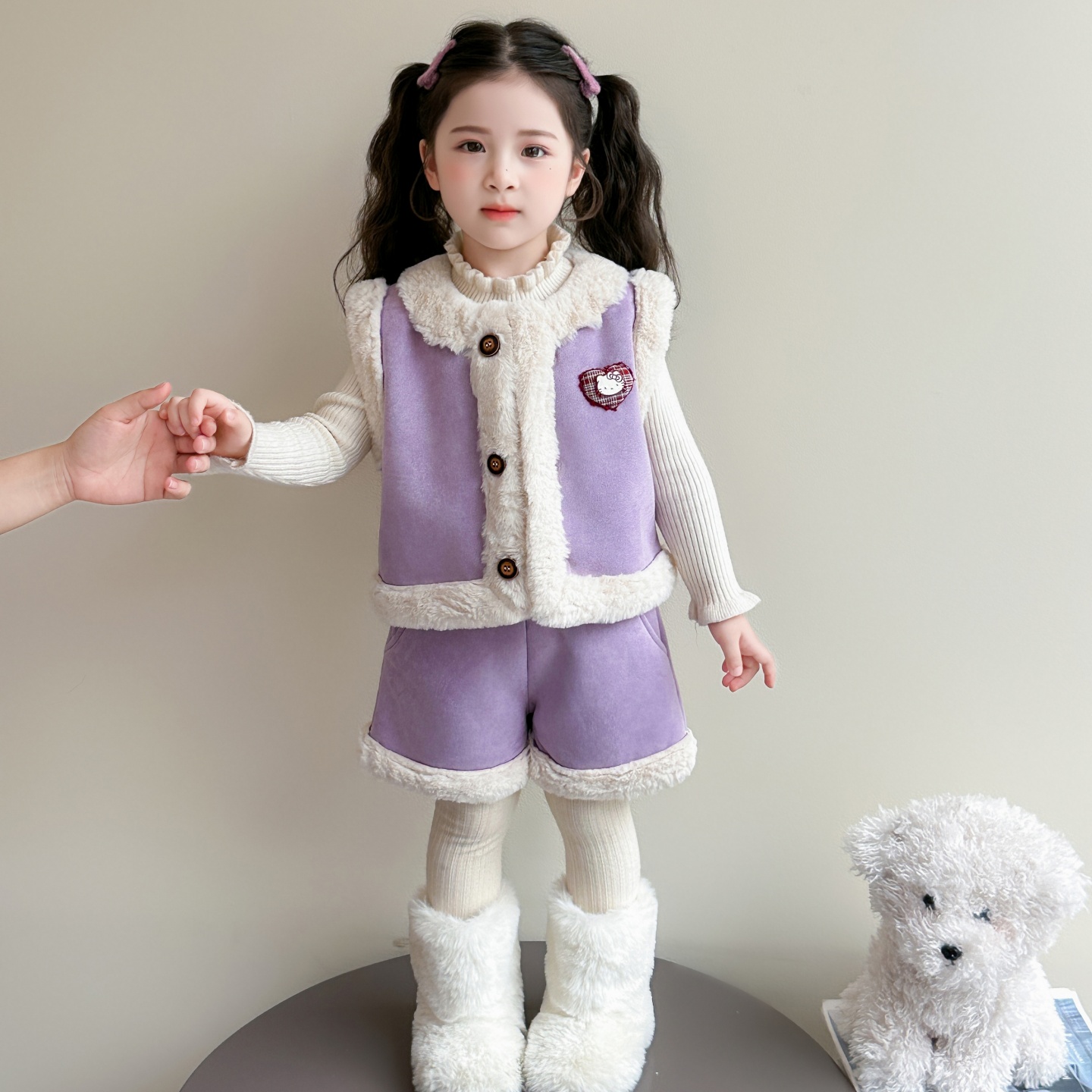 女宝宝加绒套装秋冬装2025年炸街女童装洋气时髦儿童马甲短裤韩系