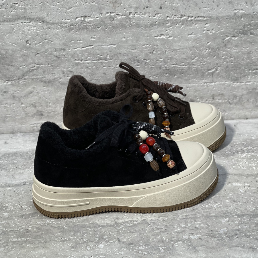 羊猄羊毛加绒保暖系带串珠板鞋女