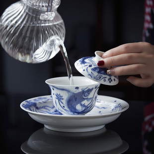 景德镇青花瓷盖碗茶杯缠枝莲盖碗陶瓷茶碗釉下岩茶茶碗年年有鱼