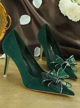 2025年新款流行法式女生单鞋低跟9厘米细高跟女鞋百搭绿色高跟鞋