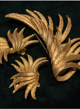 yuwelrw欧美中古Boucher vintage羽毛系列轻奢金色羽翼胸针耳环