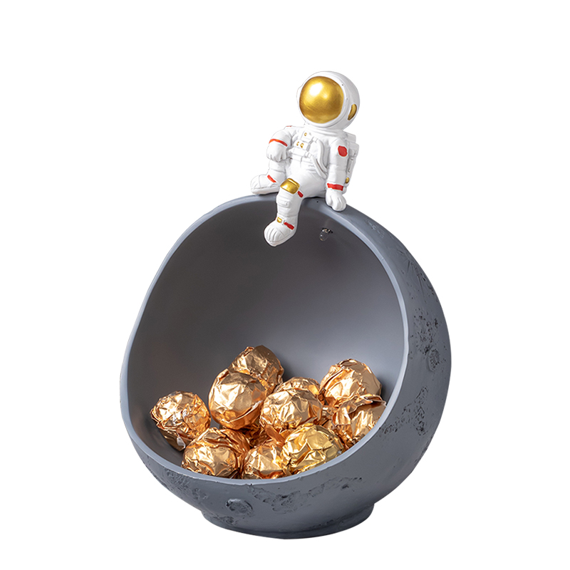 创意宇航员摆件太空人儿童房间装饰品北欧现代玄关茶几钥匙收纳盒