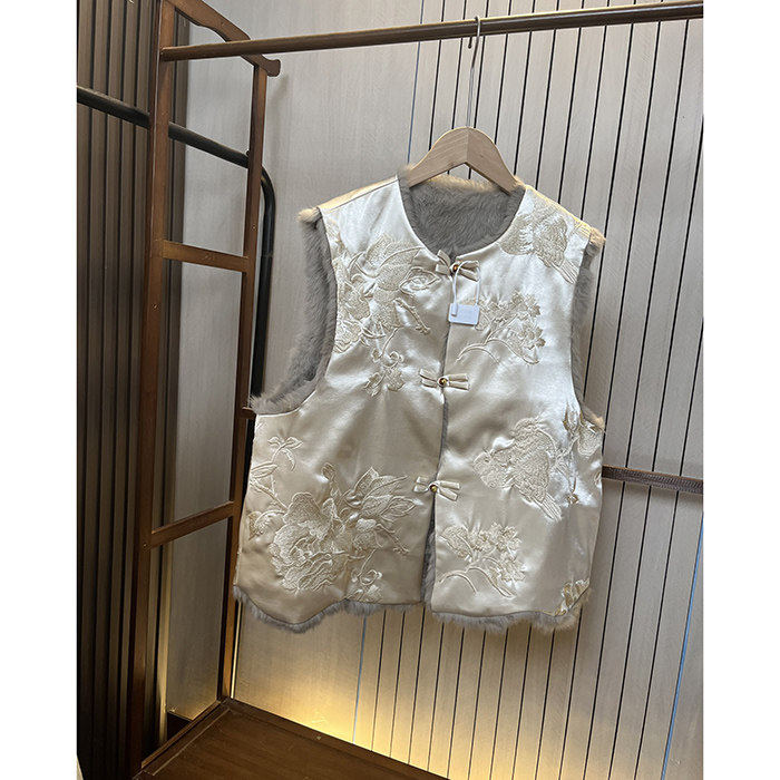 双面穿獭兔毛马甲真毛皮草坎肩重工刺绣圆领新中式国风年轻款上衣