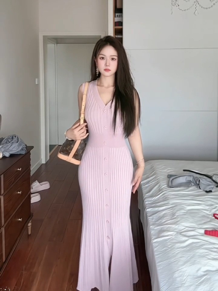 彩法式独特漂亮掐腰长裙海边度假彩虹色条纹拼接针织吊带连衣裙女