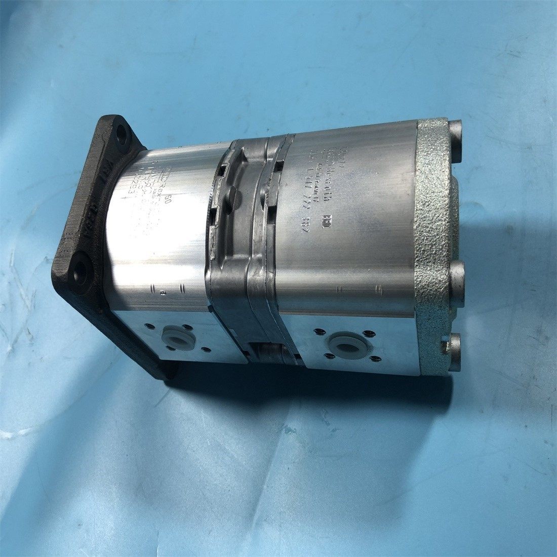 0510665334 AZPFF-10-016/016LFB2020MB(R918C01903力士乐齿轮泵