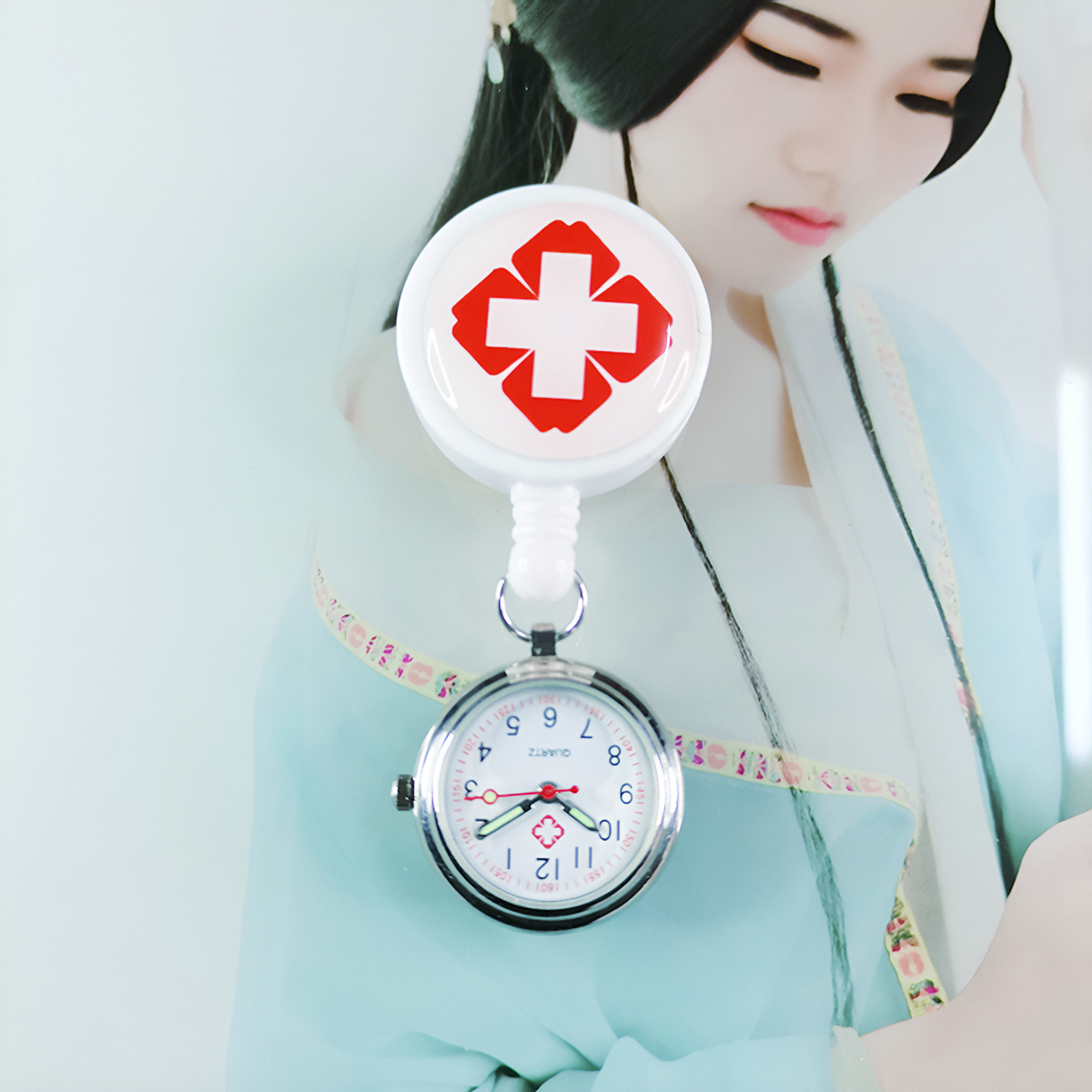 伸缩护士表夜光简约时尚可爱少女口袋挂表石英怀表款学生考试表