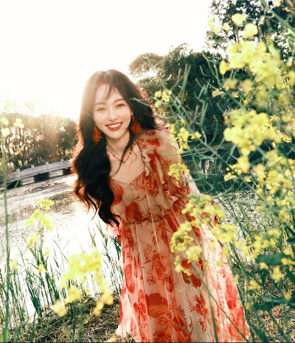 唐嫣同款法式印花连衣裙女2026夏季新款今年流行爆款度假风长裙子