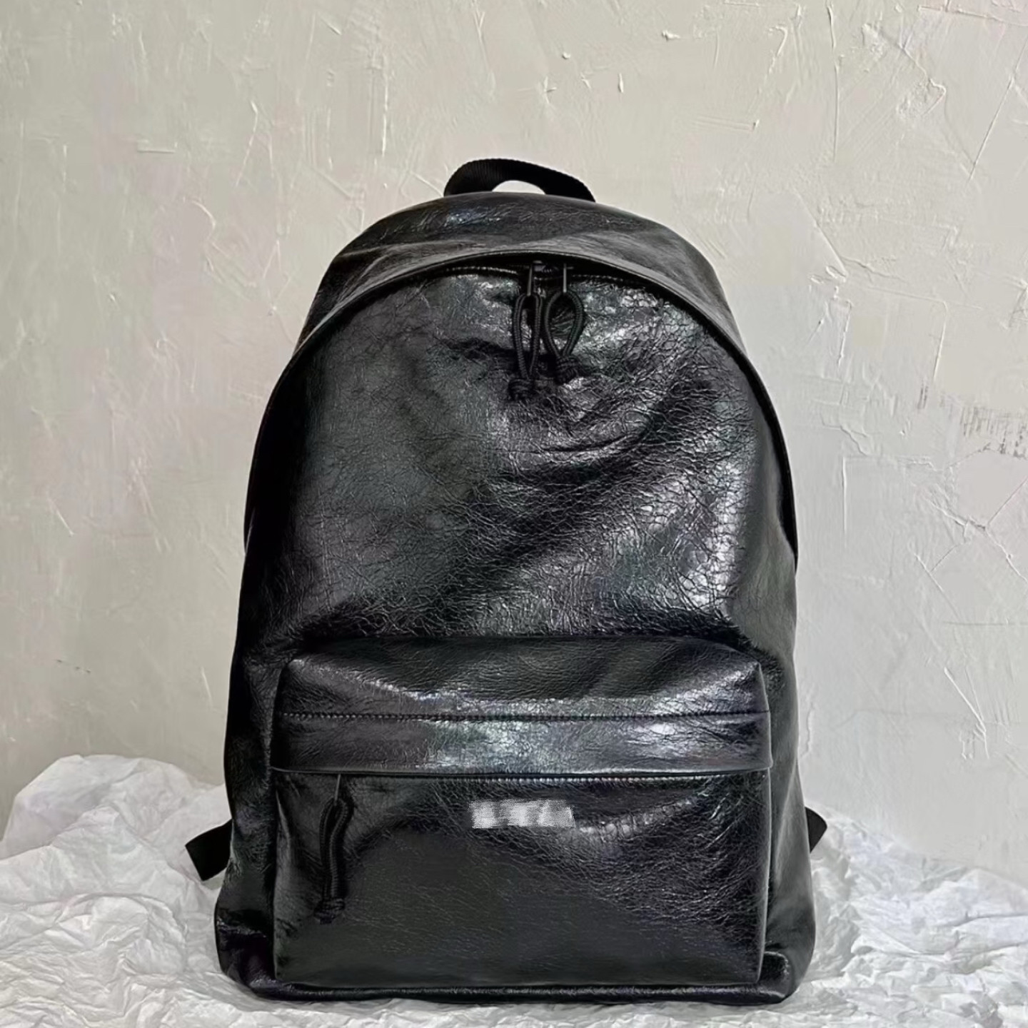 巴黎家同款小羊皮男士双肩背包女休闲背包时尚轻奢风书包黑色背包,箱包皮具/热销女包/男包,双肩背包,淘宝优惠券,粉丝福利购,淘宝优惠卷