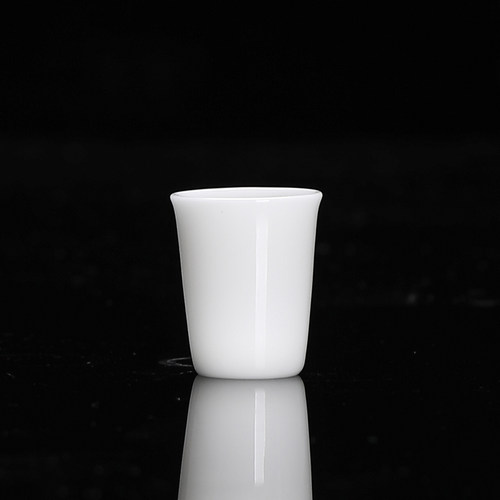 15ml亮光冰种玉瓷白酒杯分酒器酒具酒杯酒壶高端德化白瓷小号酒杯
